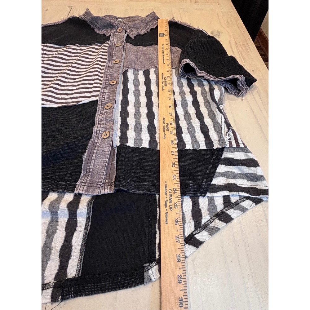 Oli & Hali Women's Patchwork Button Up Shirt Black Grey Stripe Raw Hem Boho L - Picture 6 of 16